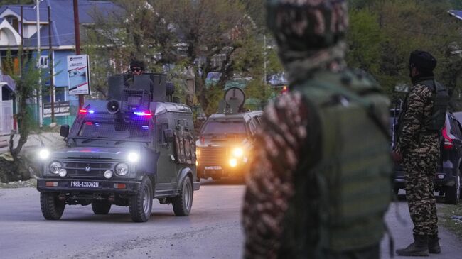 Индийские военные в Кашмире после нападения на туристов в Пахалгаме
