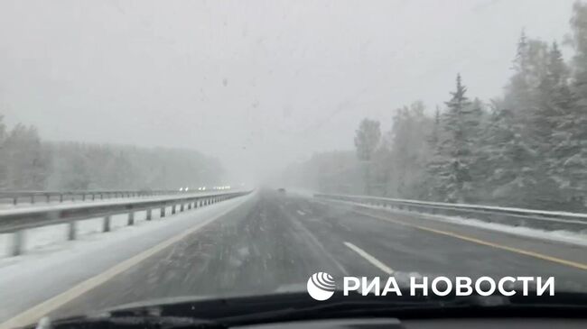 Снегопад на Новорижском шоссе