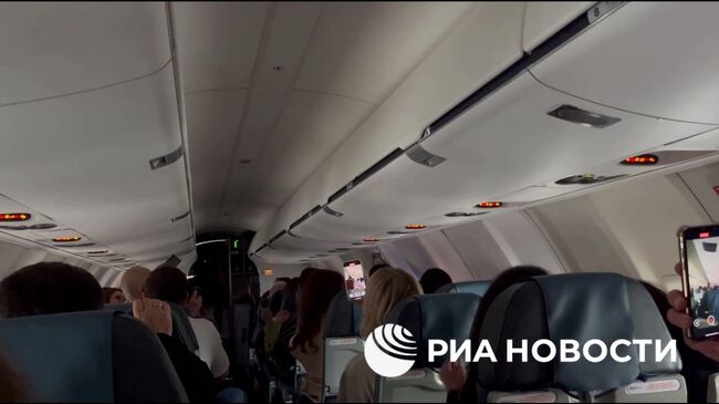 Кадры с борта самолета Москва-Сухум