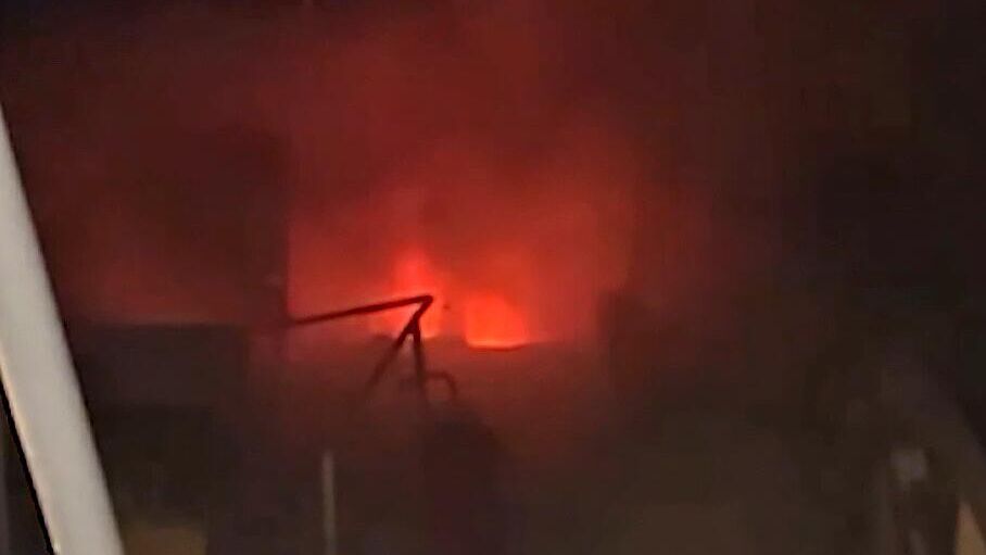 Пожар на судне из состава Флотилии свободы. Кадр видео - РИА Новости, 1920, 02.05.2025