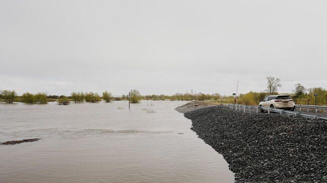 Вода в реке Ишим превысила опасную отметку