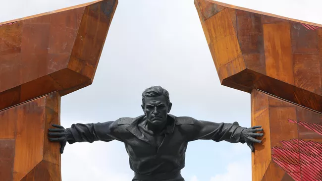 Мемориальный комплекс Курская битва в поселке Поныри