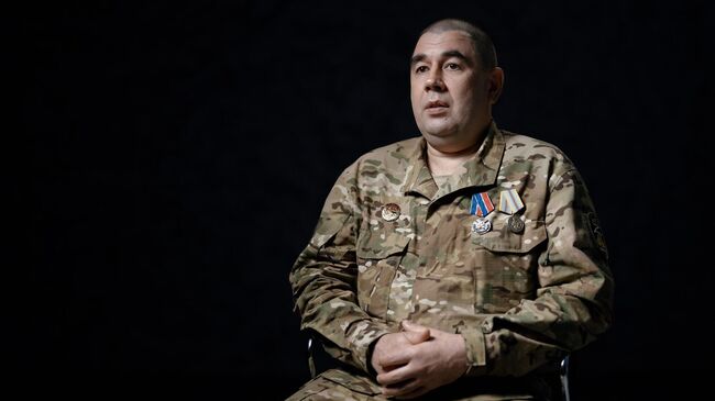 Вы победили, и мы сможем: артиллерист зачитал письмо к деду – ветерану