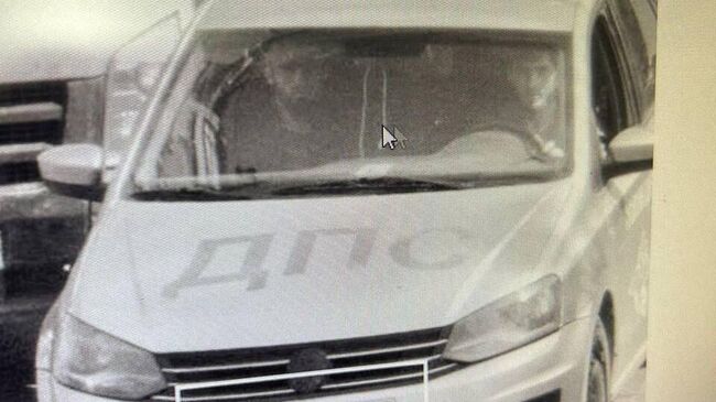 Автомобиль с предполагаемыми участниками нападения на полицейских в Махачкале