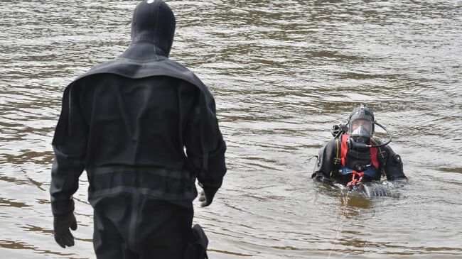 Водолазное обследование пляжа в Серебряном Бору