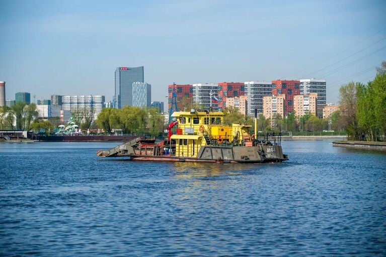Мусоросборное судно Мусоросборное судно