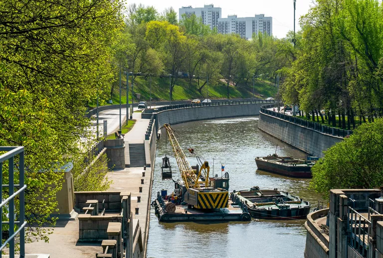 Коммунальный флот ГУП Мосводосток Коммунальный флот ГУП Мосводосток