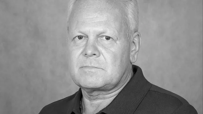 Тренер Валерий Цалпанов