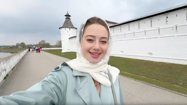Блогер из США Александра Йост