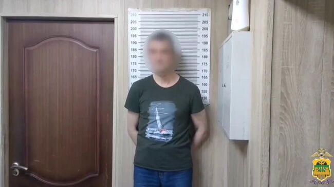 Мужчина, повредивший автомобили граждан, задержан полицией Сочи