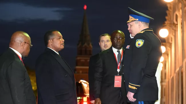 Президент Республики Конго Дени Сассу-Нгессо прибыл в Кремль на встречу с президентом РФ Владимиром Путиным. 7 мая 2025