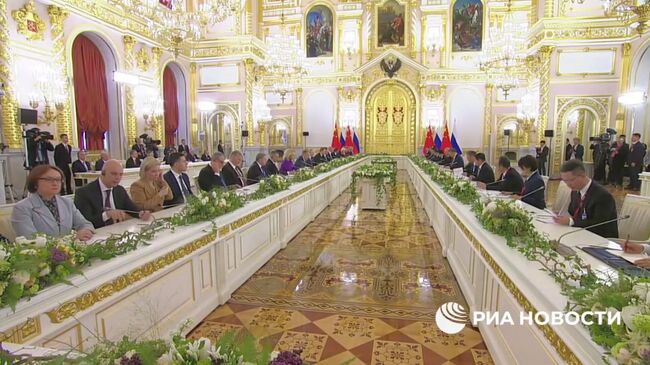 Си Цзиньпин о положительной динамики в отношениях с Россией