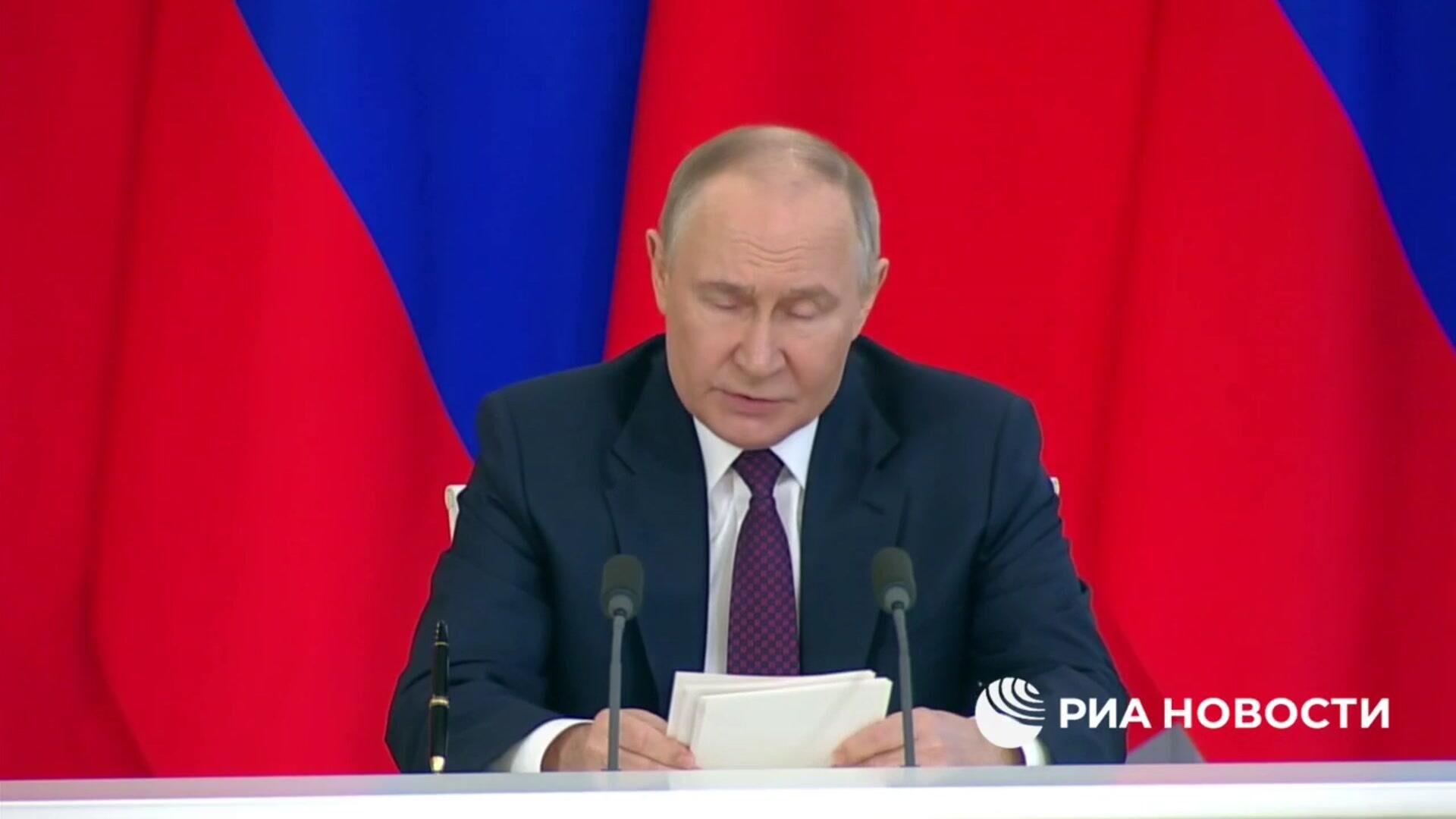 Путин: Россия и Китай выступают за сохранение памяти о Победе над фашизмом - РИА Новости, 1920, 08.05.2025