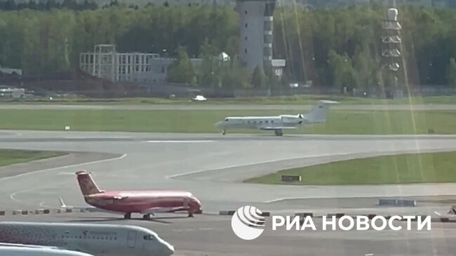 Прибытие президента Киргизии в Москву