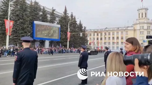 Марш в честь 80-й годовщины Победы в Великой Отечественной войне прошел в Кемерово