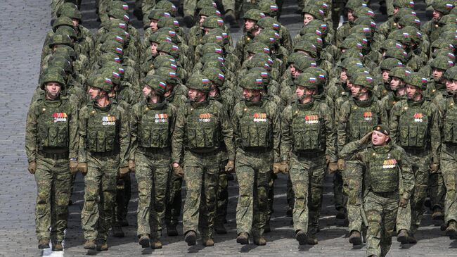 Парадный расчет военнослужащих - участников СВО на Красной площади в Москве на военном параде, посвященном 80-летию Победы в Великой Отечественной войне Парадный расчет военнослужащих - участников СВО на Красной площади в Москве на военном параде, посвященном 80-летию Победы в Великой Отечественной войне
