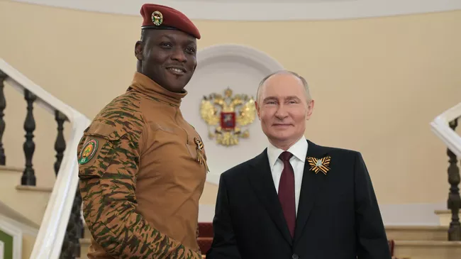 Встреча Путина с Президентом Буркина-Фасо Ибрагимом Траоре 