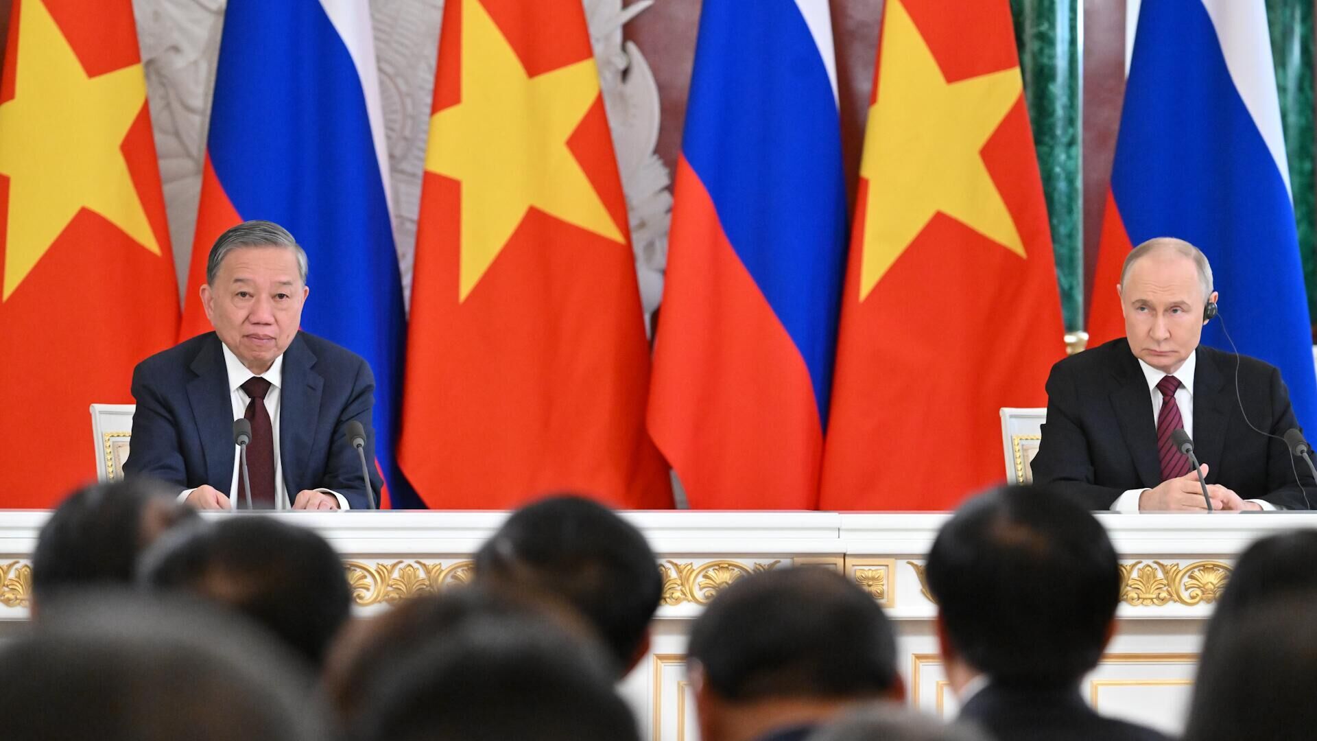 Путин о планах по укреплению российско-вьетнамского сотрудничества в сфере обороны и безопасности - РИА Новости, 1920, 10.05.2025
