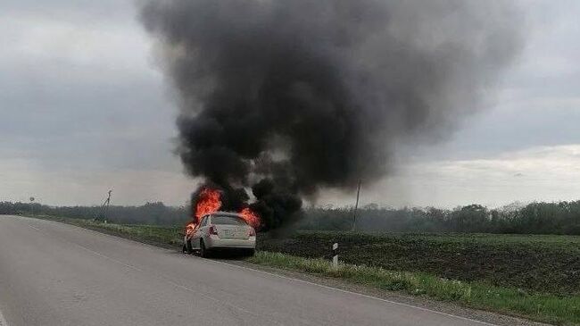 Дрон ВСУ ударил по движущемуся автомобилю в селе Двулучное Валуйского округа 