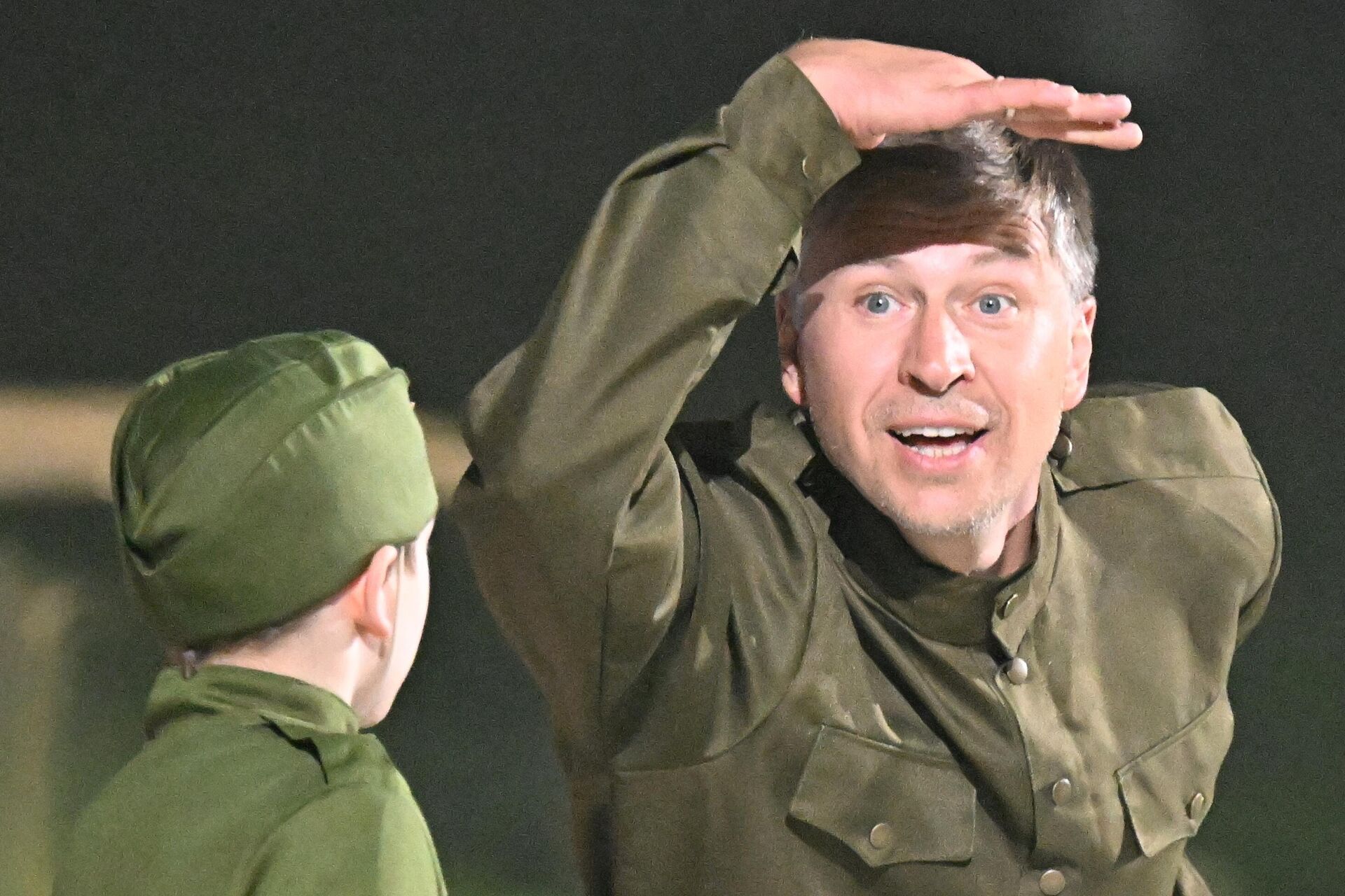 Алексей Ягудин на гала-концерте Лед. Пламя. Победа Алексей Ягудин на гала-концерте Лед. Пламя. Победа - РИА Новости, 1920, 12.05.2025