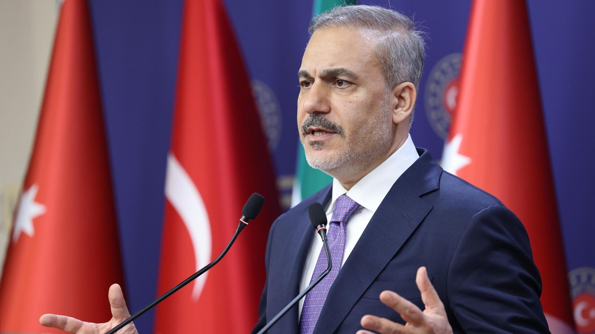 Министр иностранных дел Турции Хакан Фидан Министр иностранных дел Турции Хакан Фидан - РИА Новости, 1920, 13.12.2025