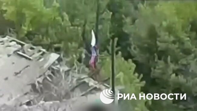 Кадры освобождения поселка Котляровка в ДНР