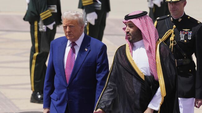 Президент США Дональд Трамп и наследный принц Саудовской Аравии Мухаммед бен Салман Президент США Дональд Трамп и наследный принц Саудовской Аравии Мухаммед бен Салман