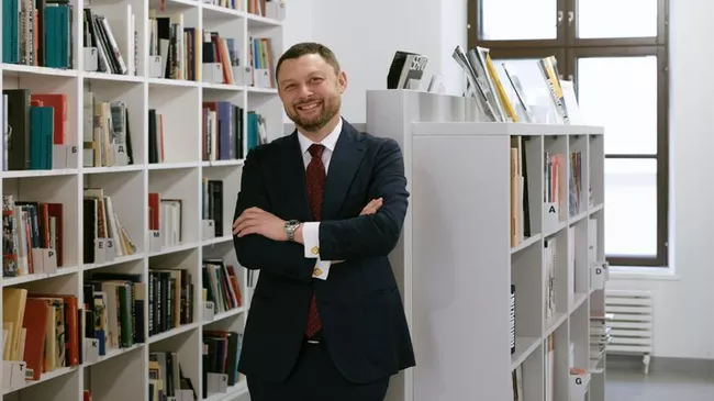 И.о. президента Российской академии художеств (РАХ) Василий Церетели