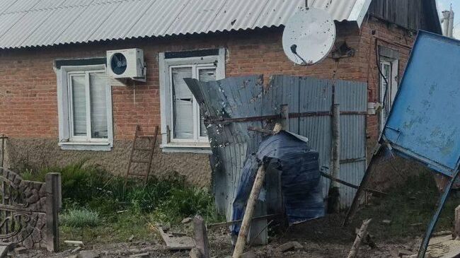 Последствия обстрела села Новая Таволжанка Шебекинского округа