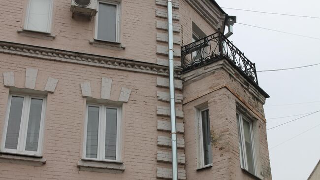 Дом 6/12 в Большой Факельном переулке в Москве