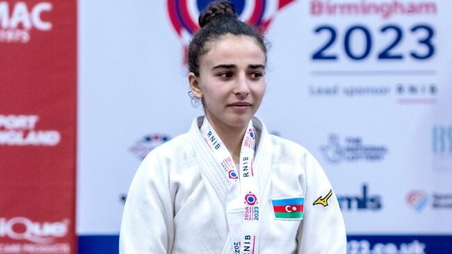 Чемпионка Паралимпийских игр в Токио среди спортсменов с частичным нарушением зрения азербайджанская дзюдоистка Шахана Гаджиева