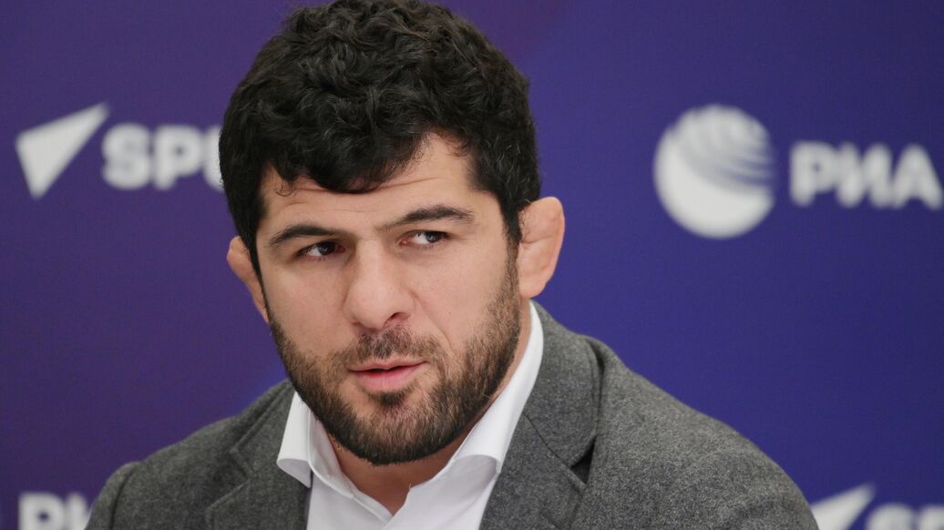 Гацалов заявил, что продолжит работать в сборной России по борьбе