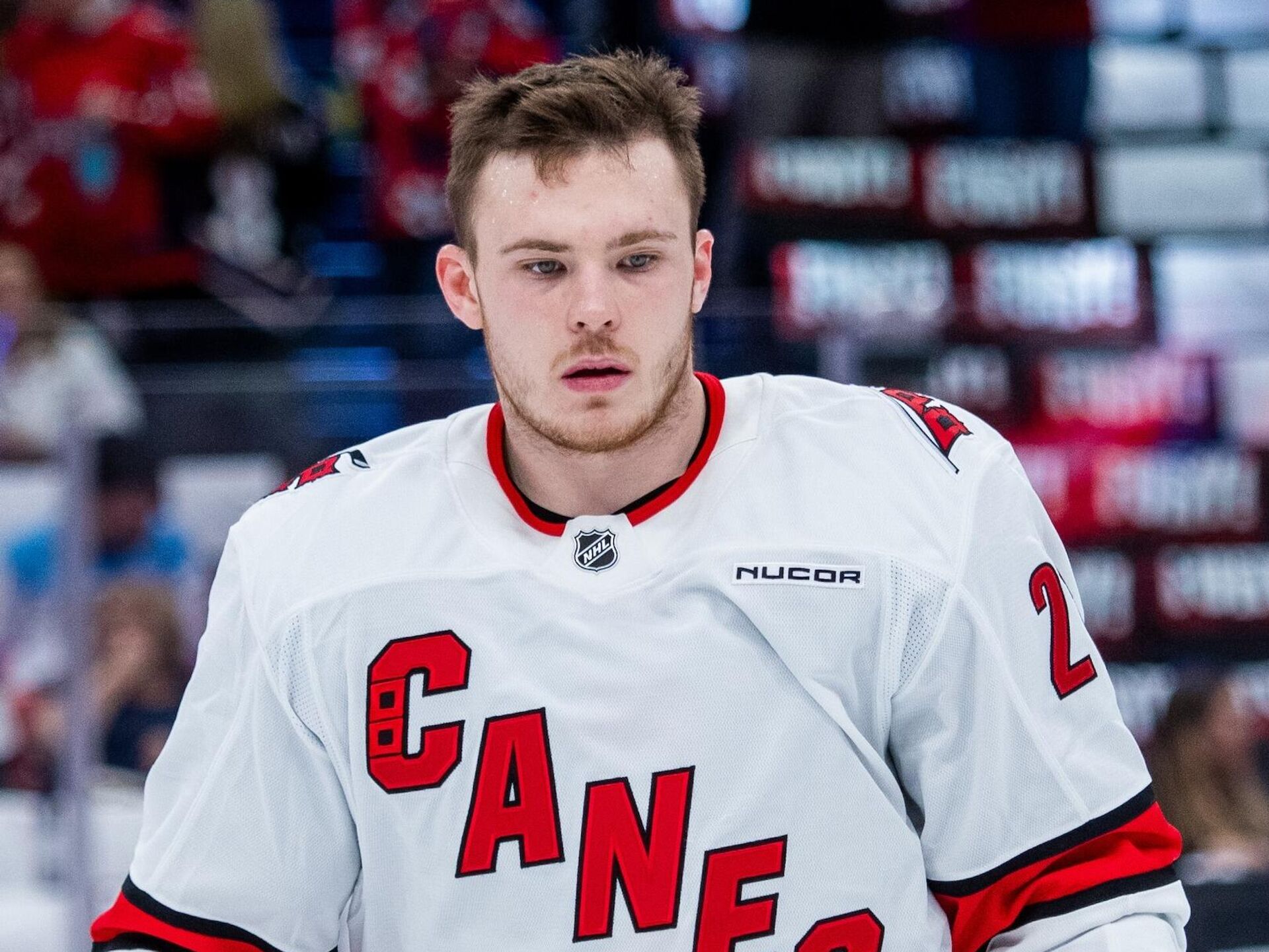 Хоккеист Каролины Харрикейнз Александр Никишин - РИА Новости, 1920, 27.05.2025