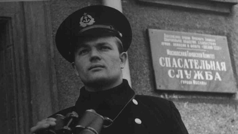 Дежурный спасательной станции Дежурный спасательной станции