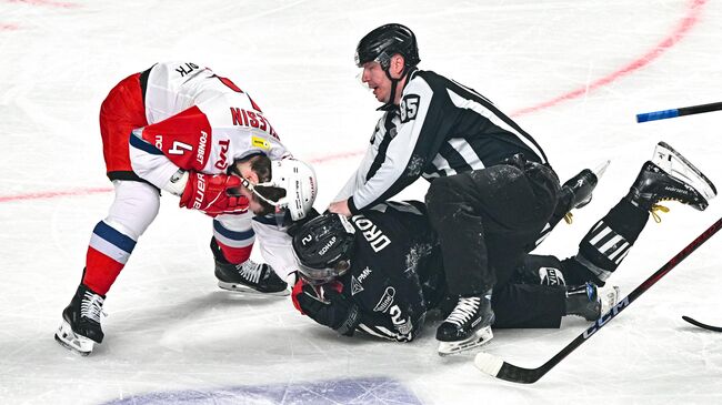 Эпизод матча Трактор (Челябинск) - Локомотив (Ярославль)