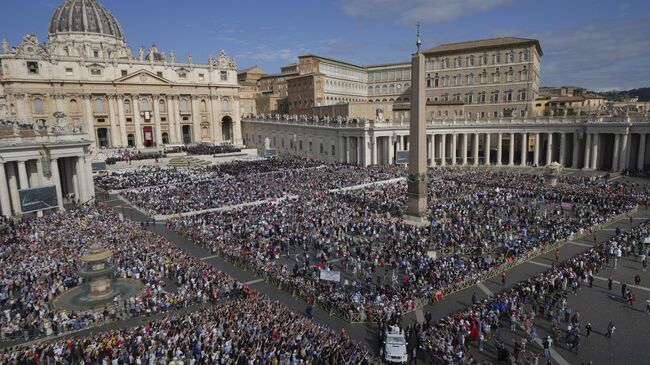 Площадь Святого Петра в Ватикане