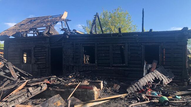 Последствия пожара в частном доме в деревне Тайное Орловской области