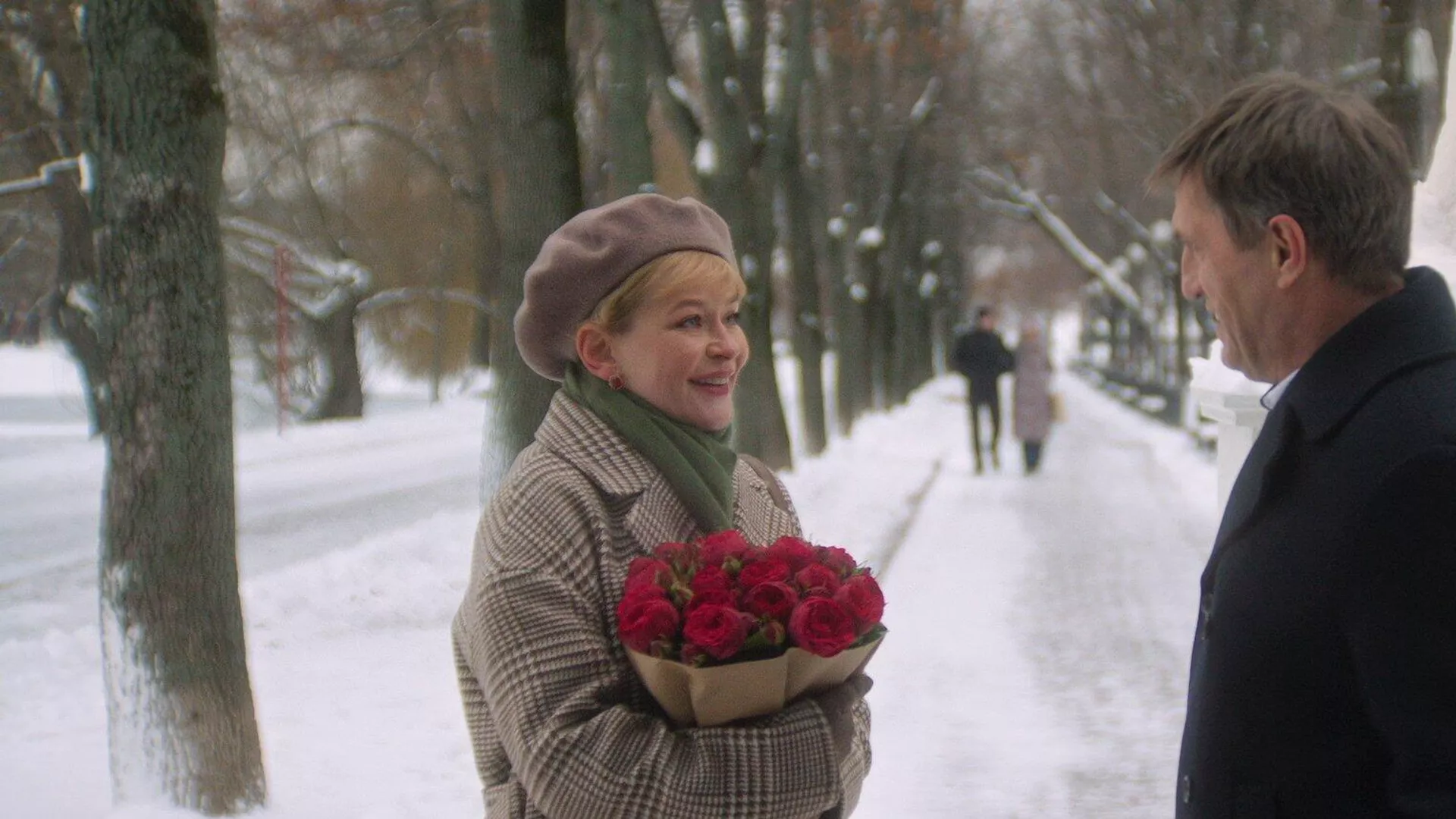 Юлия Пересильд и Владимир Вдовиченков в фильме Мужу привет