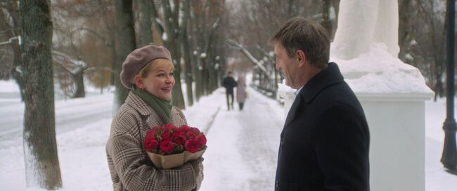 Юлия Пересильд и Владимир Вдовиченков в фильме Мужу привет Юлия Пересильд и Владимир Вдовиченков в фильме Мужу привет