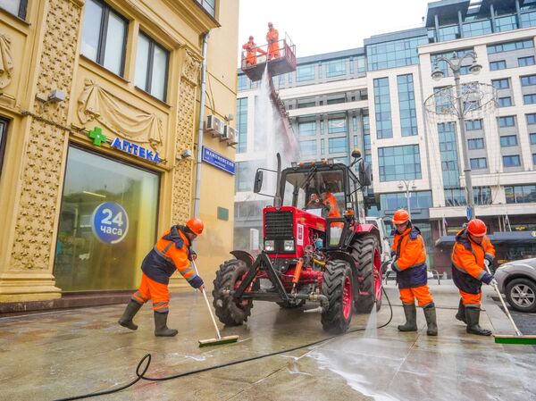 Промывка тротуара в Москве Промывка тротуара в Москве