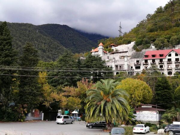 Гагра, вид на дворец принца Ольденбургского