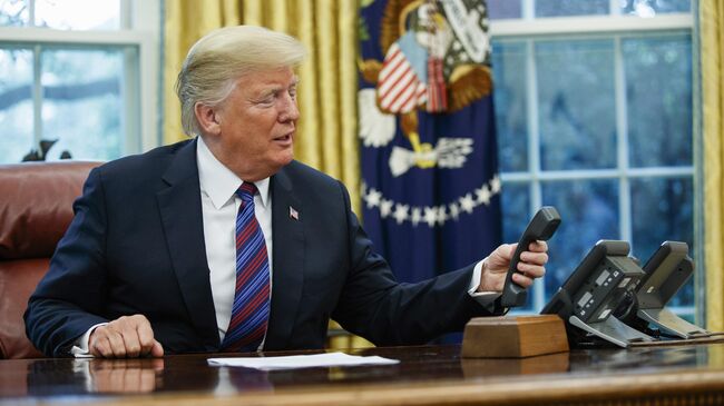 Президент США Дональд Трамп после телефонного разговора 