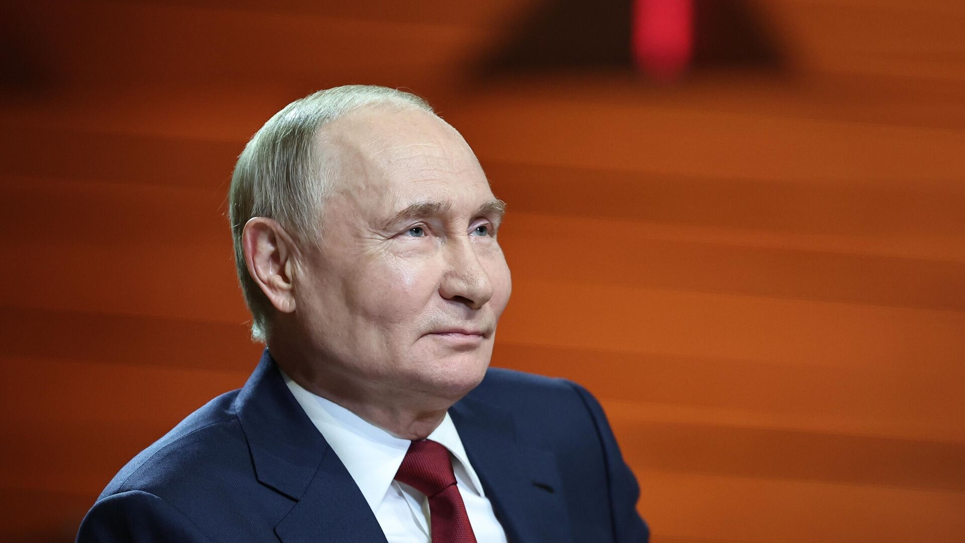 Путин провел заседание попечительского совета фонда "Талант и успех"