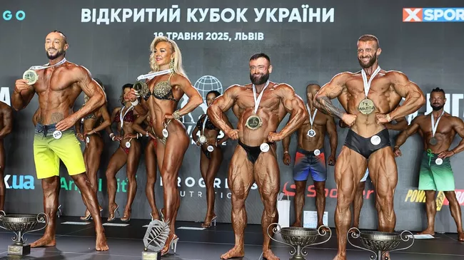 Участники Кубка Украины по бодибилдингу 