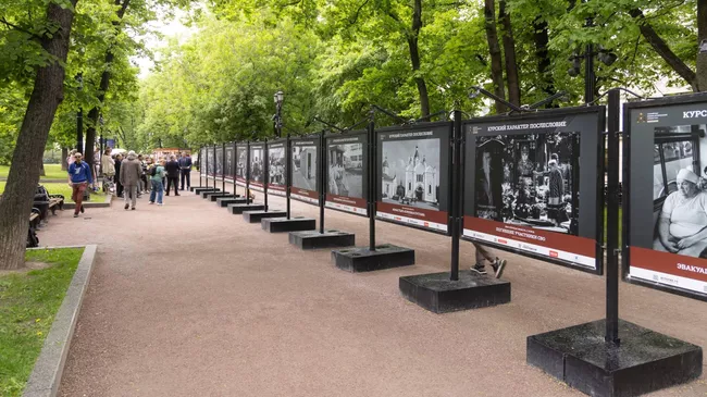 Документальная фотовыставка Курский характер. Послесловие на Гоголевском бульваре в Москве