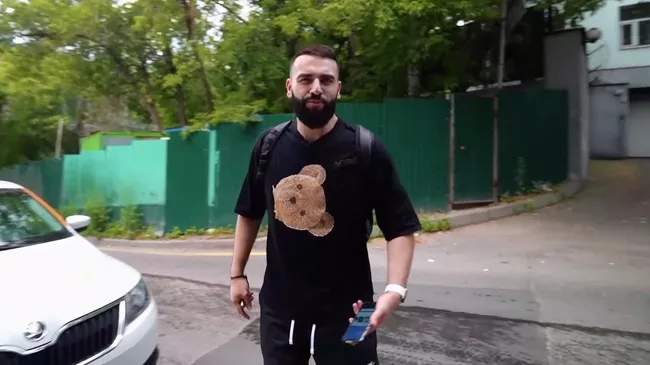 Блогер Авет Агабекян
