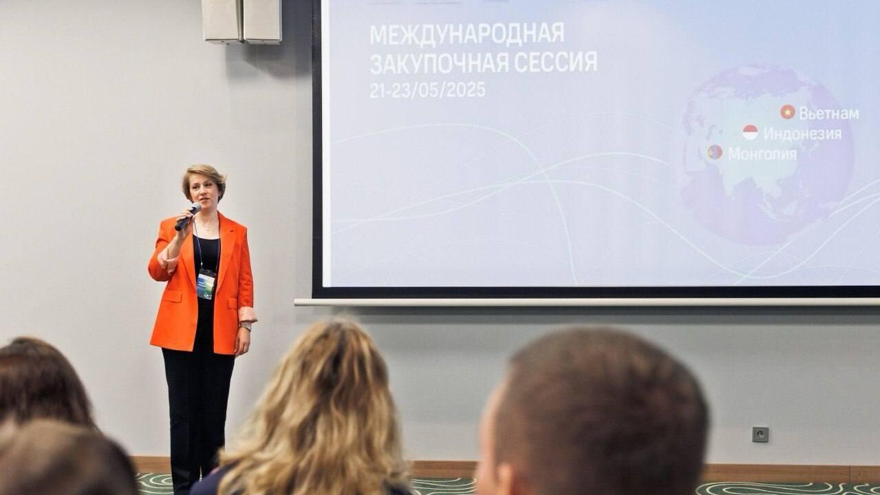 Байеры из Вьетнама, Индонезии и Монголии приехали с бизнес-миссией в Санкт-Петербург - РИА Новости, 1920, 21.05.2025