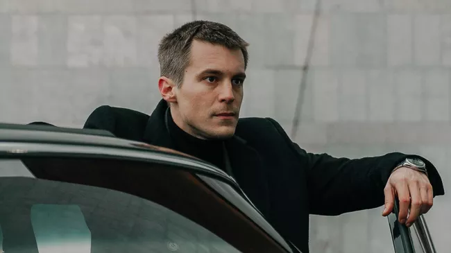 Кадр сериала Фишер. Затмение