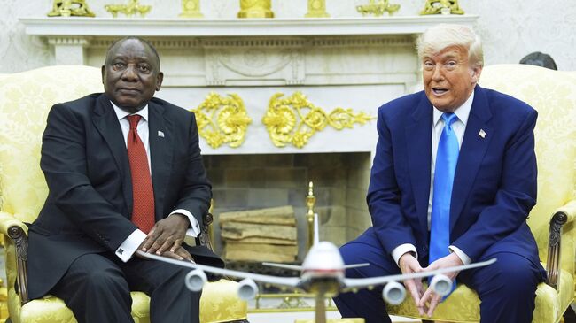 Президент США Дональд Трамп и президент ЮАР Сирил Рамафоса во время встречи в Белом доме. 21 мая 2025