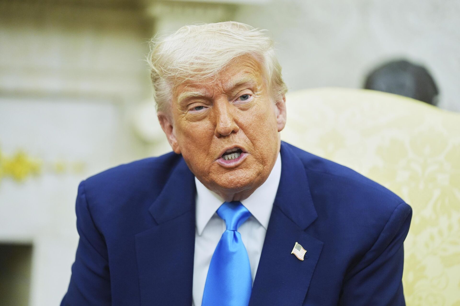 Президент США Дональд Трамп во время встречи с президентом ЮАР Сирилом Рамафосой в Белом доме - РИА Новости, 1920, 06.06.2025